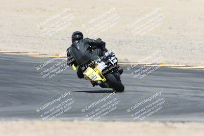media/Apr-26-2025-BRL Bagger Racing League (Sat) [[9e270f465f]]/7-Super Street Bagger Race/